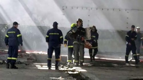 Εντυπωσιακές εικόνες από άσκηση ετοιμότητας της Πυροσβεστικής σε εγκαταλειμμένο εργοστάσιο | (ΒΙΝΤΕΟ)